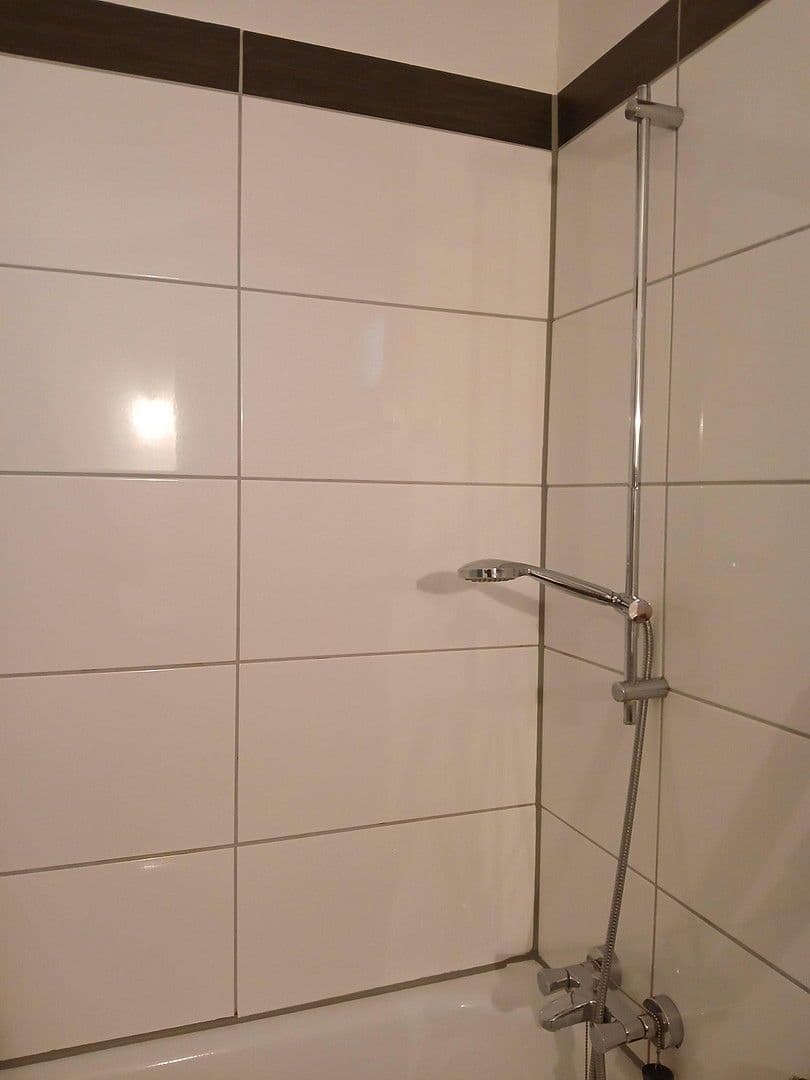 Pronájem bytu 3+1 89 m², Köln, Severní Porýní-Vestfálsko Pronájem bytu 3+1 89 m², Köln, Severní Porýní-Vestfálsko