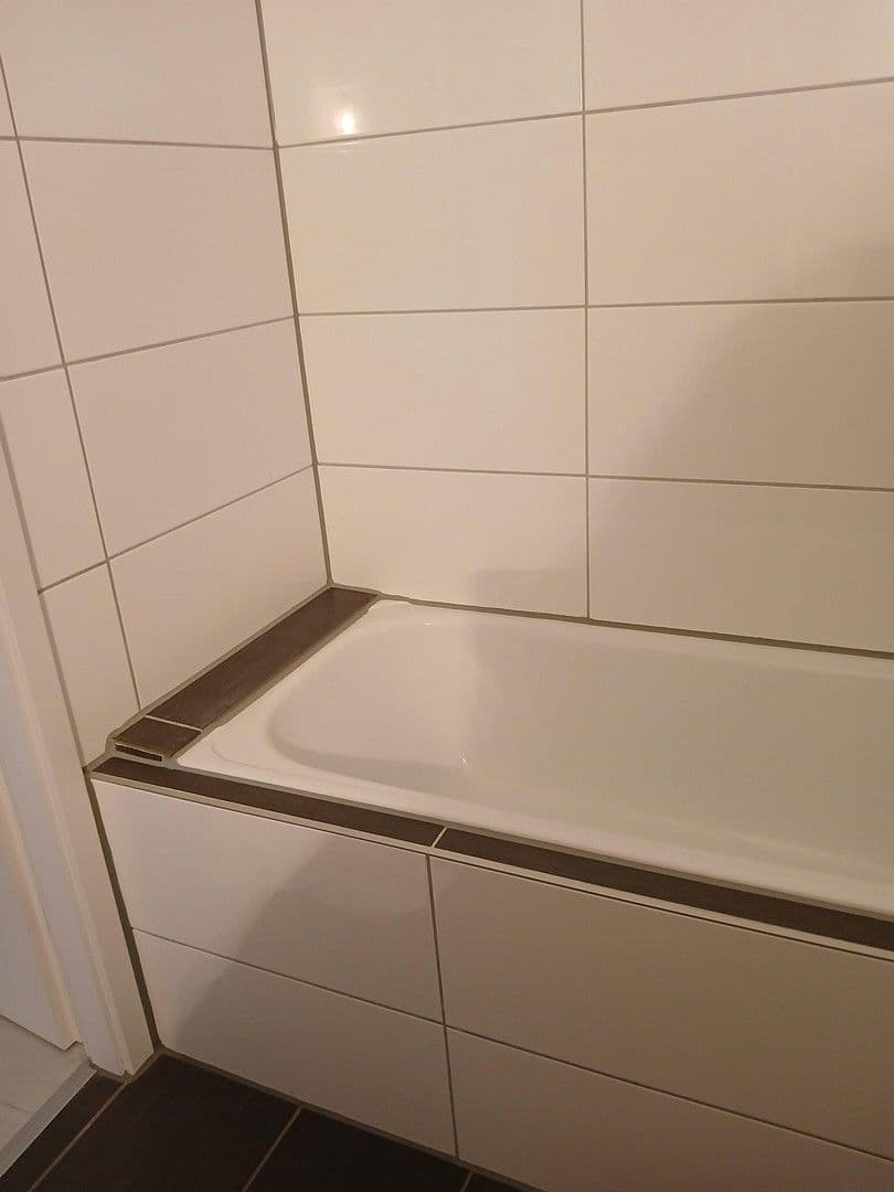 Pronájem bytu 3+1 89 m², Köln, Severní Porýní-Vestfálsko Pronájem bytu 3+1 89 m², Köln, Severní Porýní-Vestfálsko