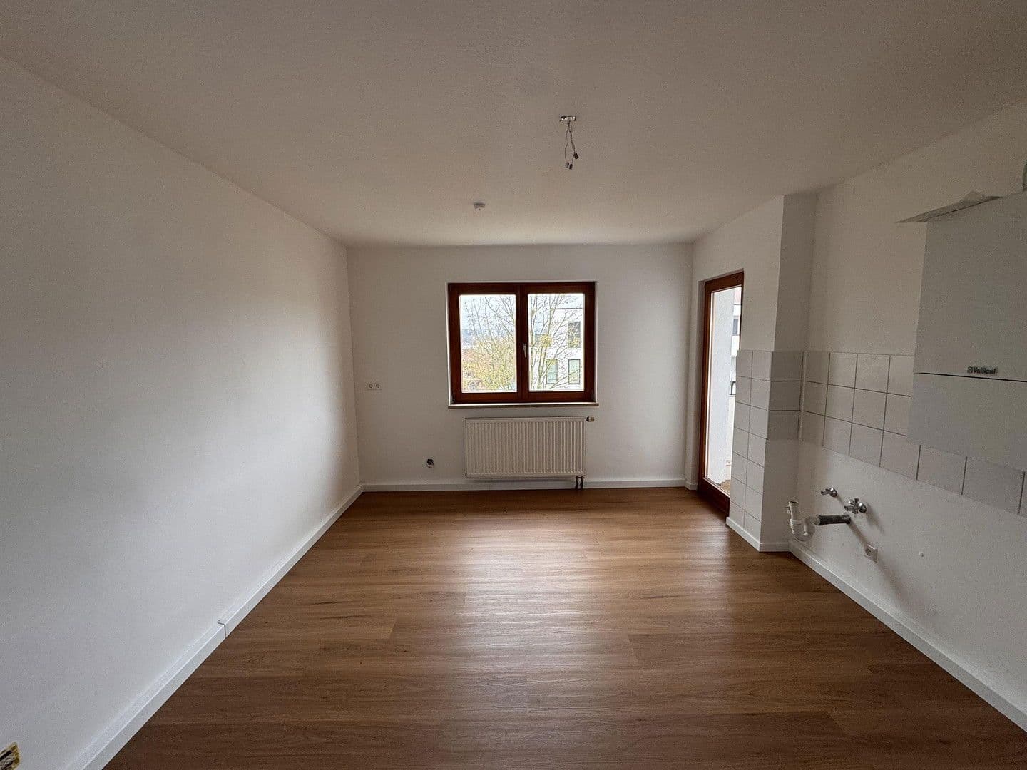 Pronájem bytu 3+1 70 m², Vogelherdstr. 44, Zirndorf, Bavorsko Pronájem bytu 3+1 70 m², Vogelherdstr. 44, Zirndorf, Bavorsko