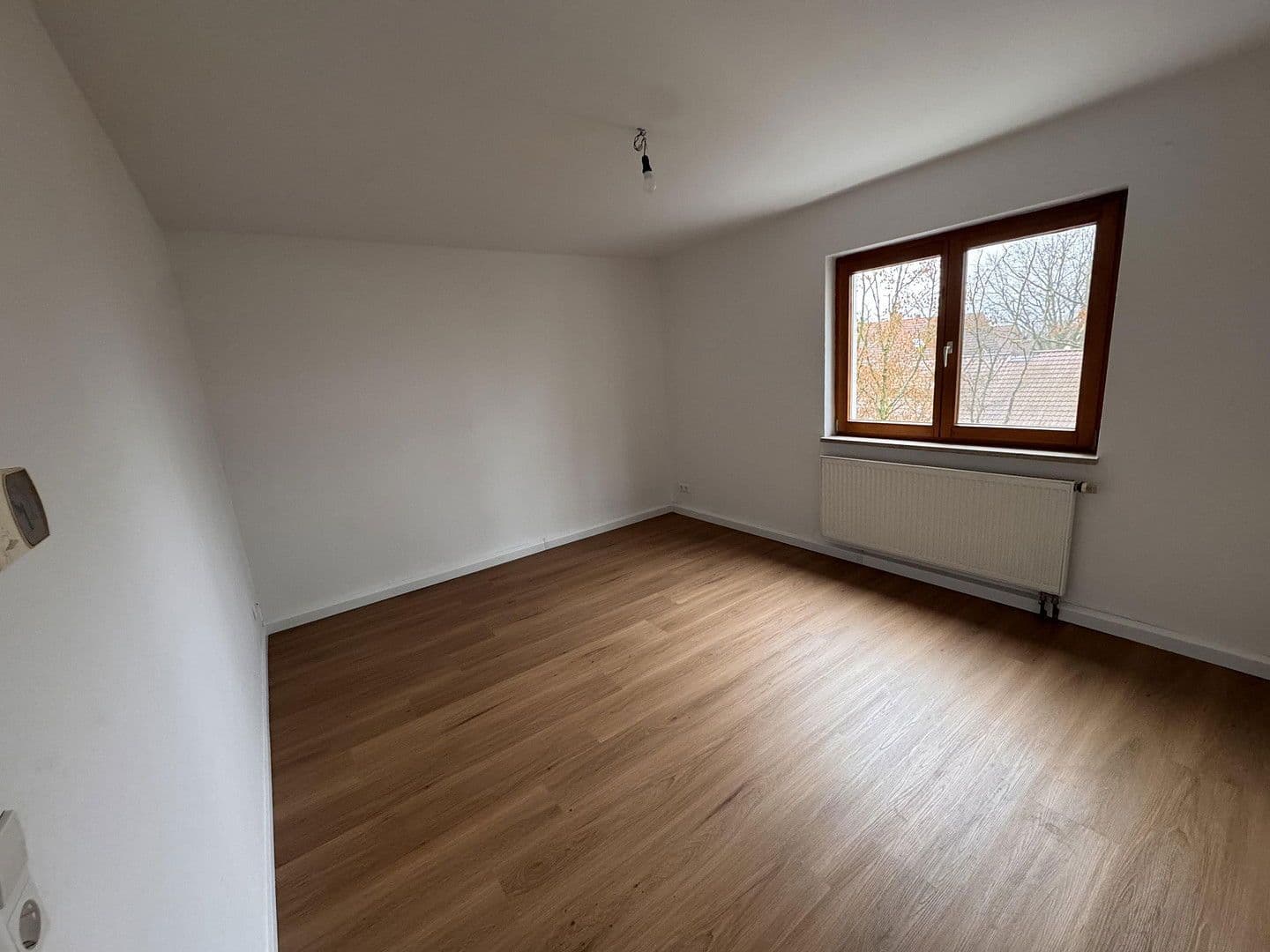 Pronájem bytu 3+1 70 m², Vogelherdstr. 44, Zirndorf, Bavorsko Pronájem bytu 3+1 70 m², Vogelherdstr. 44, Zirndorf, Bavorsko