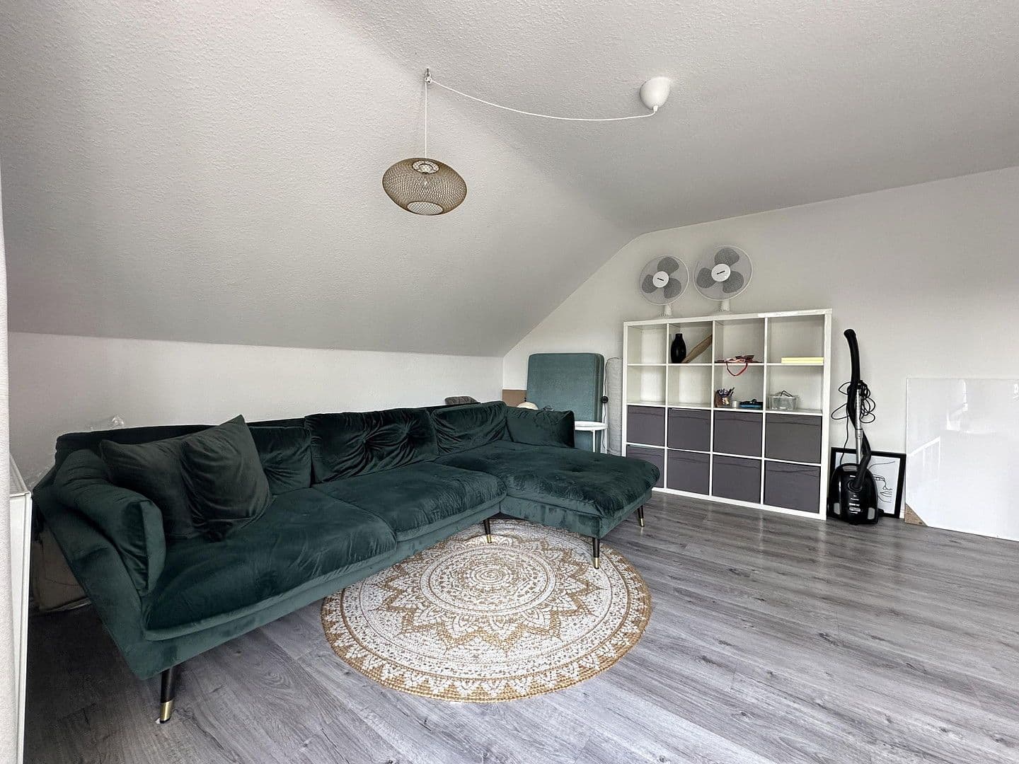 Pronájem bytu 2+1 49 m², Rennbaumstraße 114, Leverkusen, Severní Porýní-Vestfálsko Pronájem bytu 2+1 49 m², Rennbaumstraße 114, Leverkusen, Severní Porýní-Vestfálsko