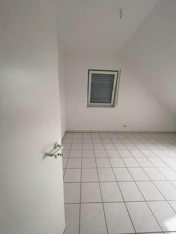 Pronájem kanceláře 90 m², Max-Planck-Str. 11, Alzenau, Bavorsko Pronájem kanceláře 90 m², Max-Planck-Str. 11, Alzenau, Bavorsko