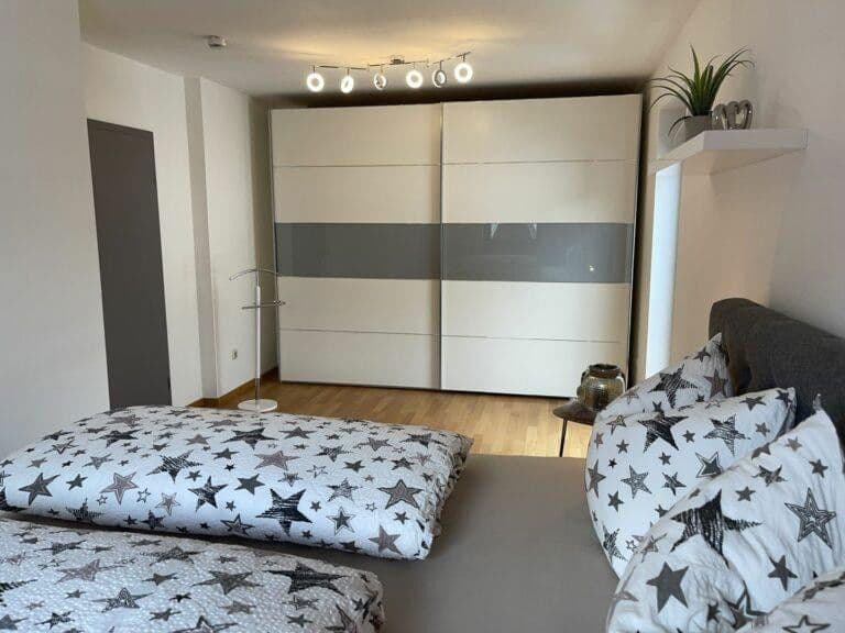 Prodej domu 210 m², pozemek 327 m², Winterbergerstr. 44, Freyung, Bavorsko Prodej domu 210 m², pozemek 327 m², Winterbergerstr. 44, Freyung, Bavorsko