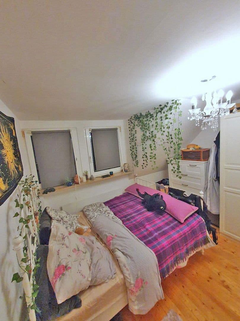 Prodej domu 164 m², pozemek 600 m², Veitsbronn, Bavorsko Prodej domu 164 m², pozemek 600 m², Veitsbronn, Bavorsko