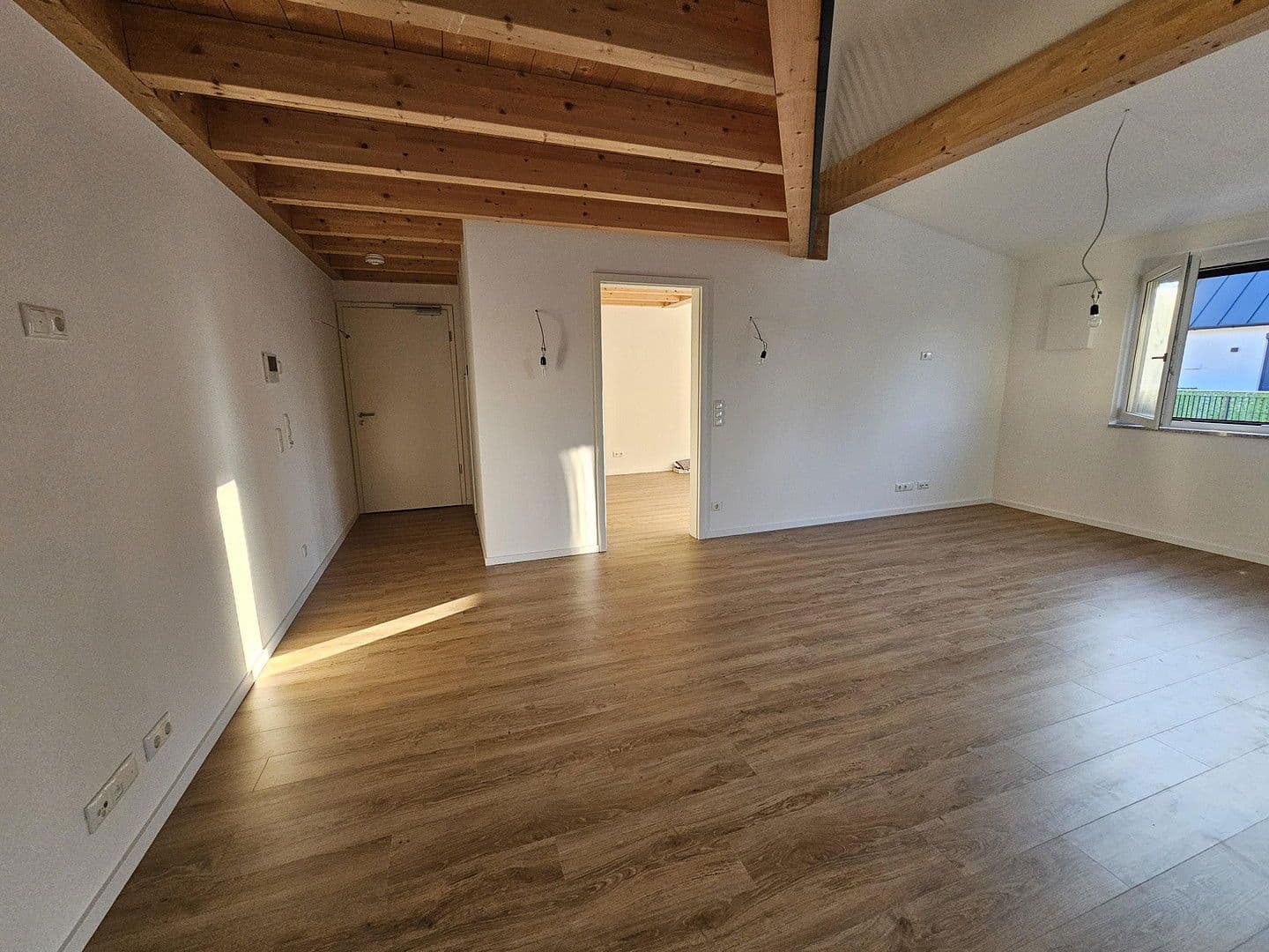 Pronájem bytu 3+1 90 m², Pfarrkirchner Str. 105 b, Eggenfelden, Bavorsko Pronájem bytu 3+1 90 m², Pfarrkirchner Str. 105 b, Eggenfelden, Bavorsko