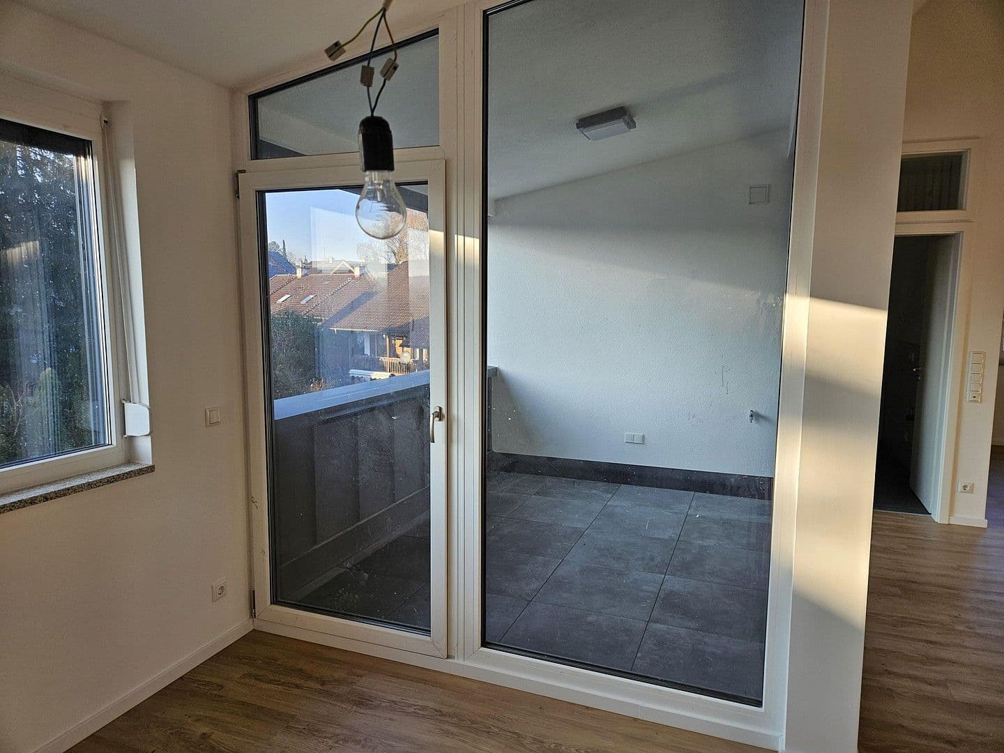 Pronájem bytu 3+1 90 m², Pfarrkirchner Str. 105 b, Eggenfelden, Bavorsko Pronájem bytu 3+1 90 m², Pfarrkirchner Str. 105 b, Eggenfelden, Bavorsko