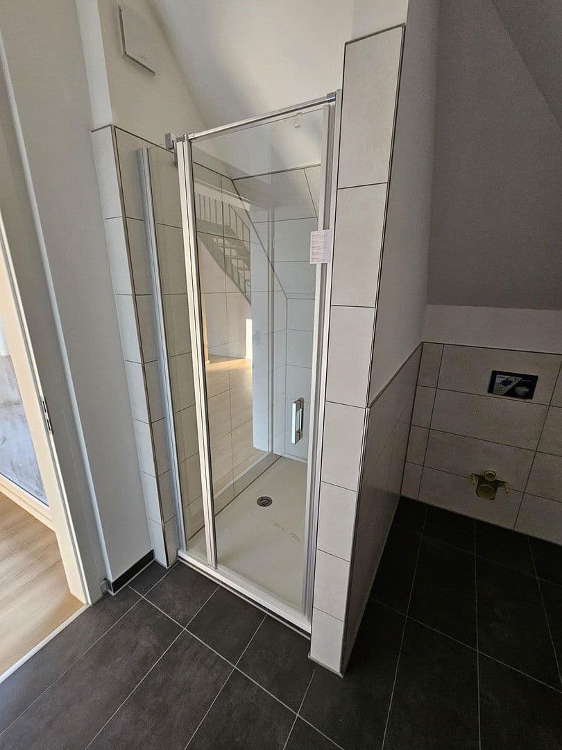 Pronájem bytu 3+1 90 m², Pfarrkirchner Str. 105 b, Eggenfelden, Bavorsko Pronájem bytu 3+1 90 m², Pfarrkirchner Str. 105 b, Eggenfelden, Bavorsko