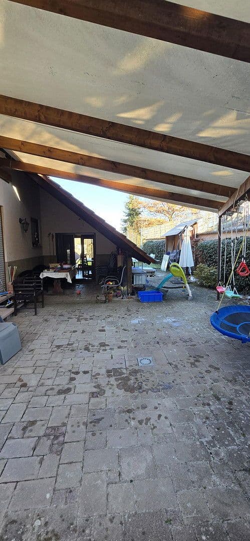 Prodej domu 300 m², pozemek 1.200 m², Breitenheim, Porýní-Falc Prodej domu 300 m², pozemek 1.200 m², Breitenheim, Porýní-Falc