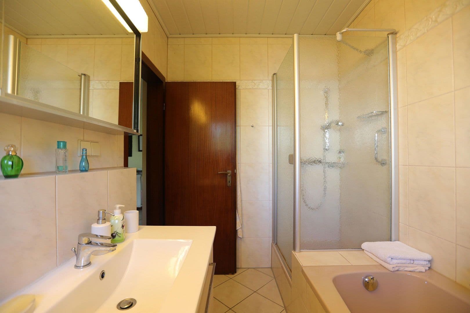 Prodej domu 159 m², pozemek 915 m², Elsternstieg 3, Burgdorf, Dolní Sasko Prodej domu 159 m², pozemek 915 m², Elsternstieg 3, Burgdorf, Dolní Sasko