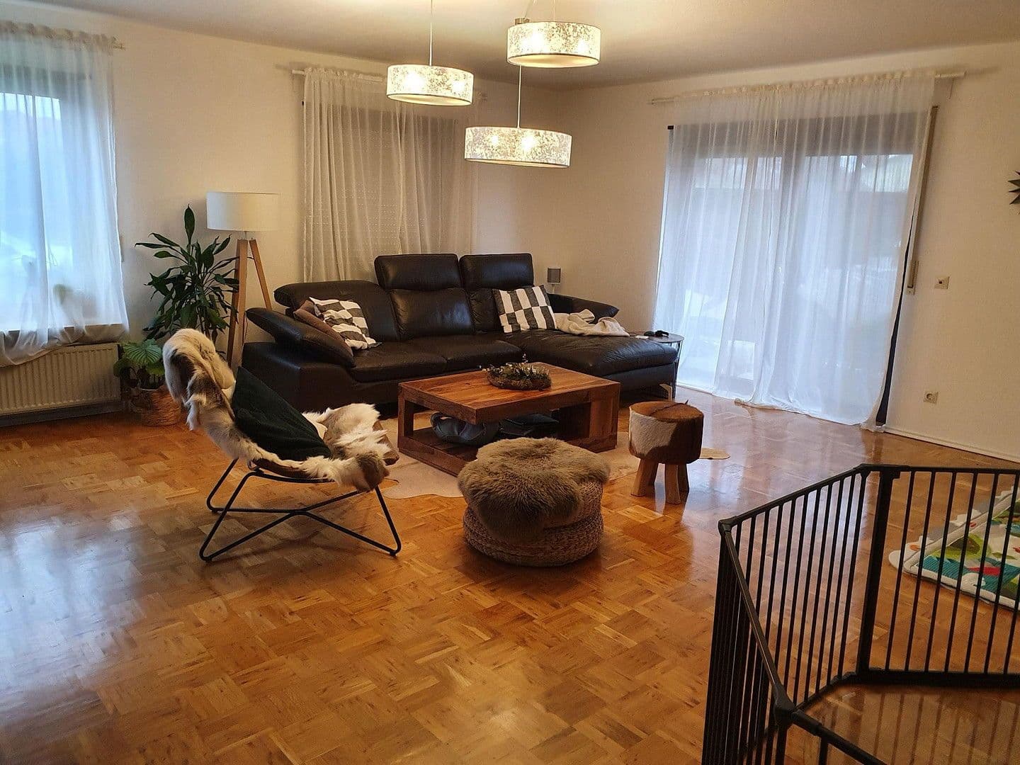 Pronájem domu 190 m², pozemek 530 m², St. Leon-Rot, Bádensko-Württembersko Pronájem domu 190 m², pozemek 530 m², St. Leon-Rot, Bádensko-Württembersko