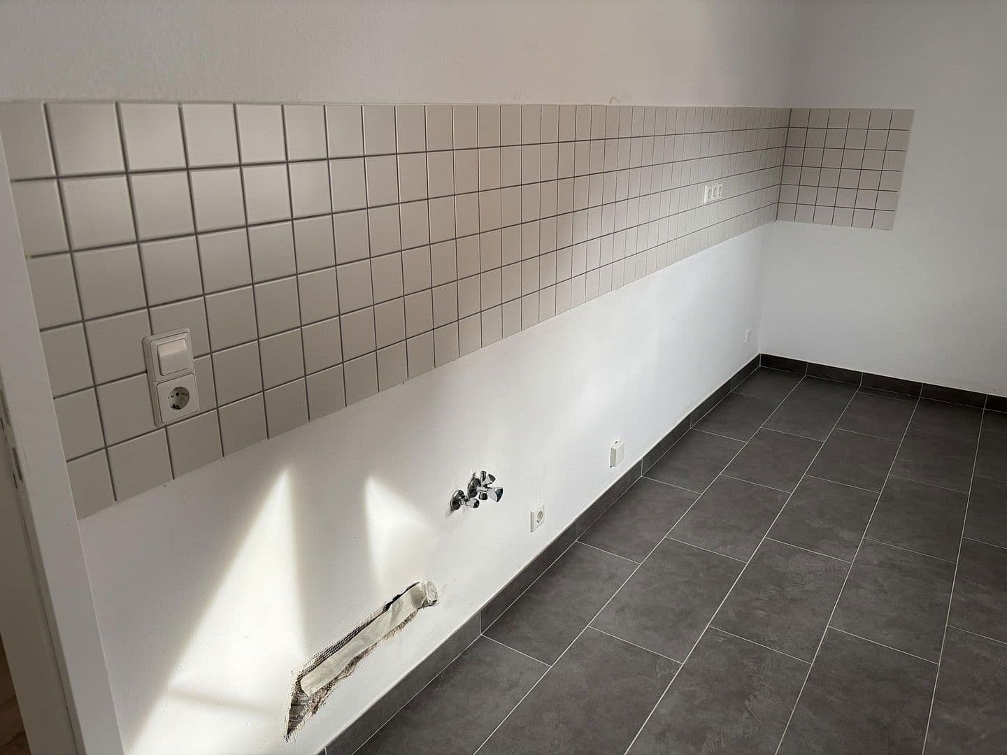 Pronájem bytu 3+1 69 m², Pforzheim, Bádensko-Württembersko Pronájem bytu 3+1 69 m², Pforzheim, Bádensko-Württembersko