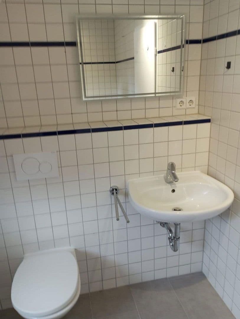 Pronájem bytu 3+1 69 m², Pforzheim, Bádensko-Württembersko Pronájem bytu 3+1 69 m², Pforzheim, Bádensko-Württembersko