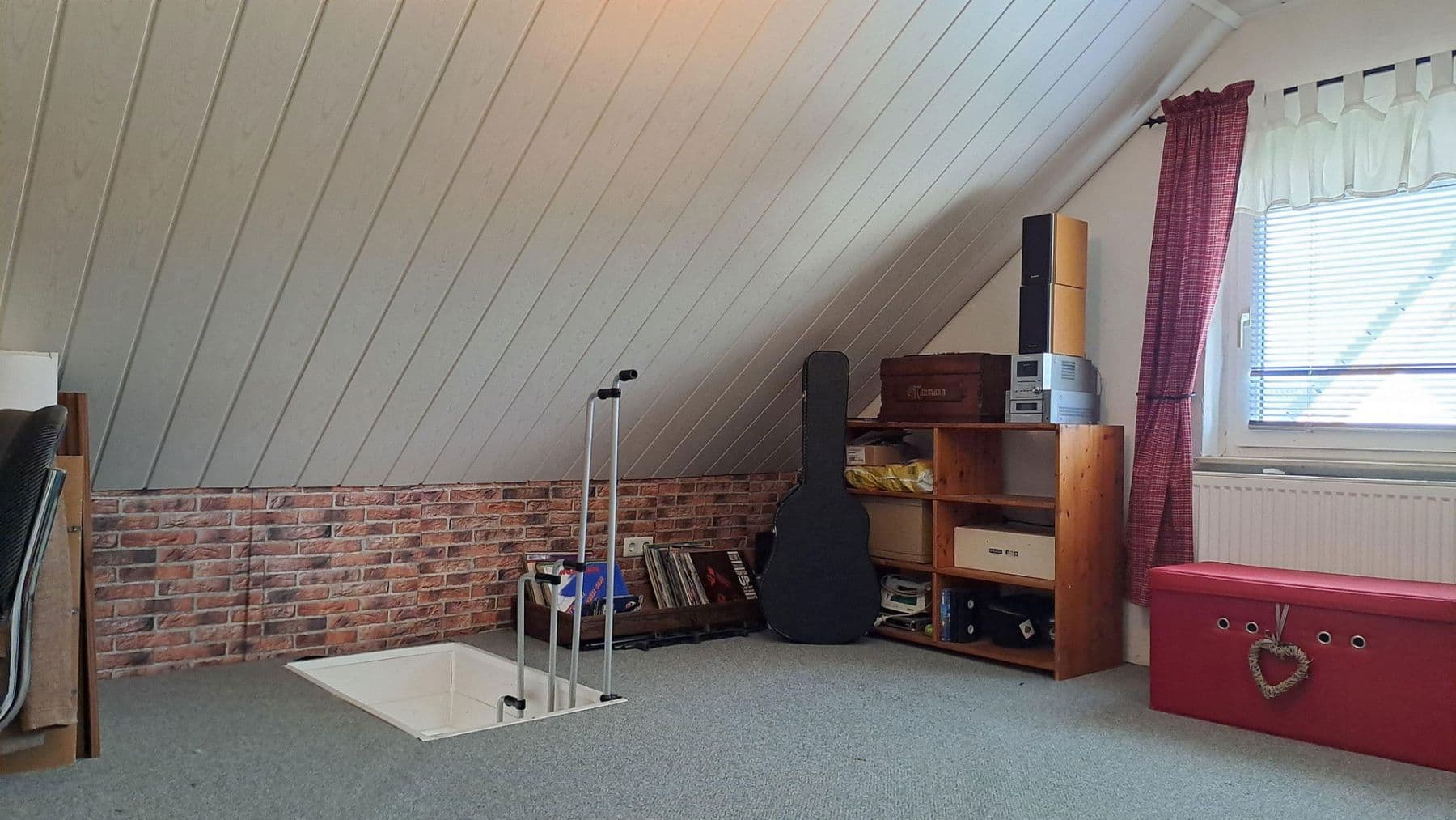 Prodej domu 211 m², pozemek 311 m², Freyburger Allee 16, Nierstein, Porýní-Falc Prodej domu 211 m², pozemek 311 m², Freyburger Allee 16, Nierstein, Porýní-Falc