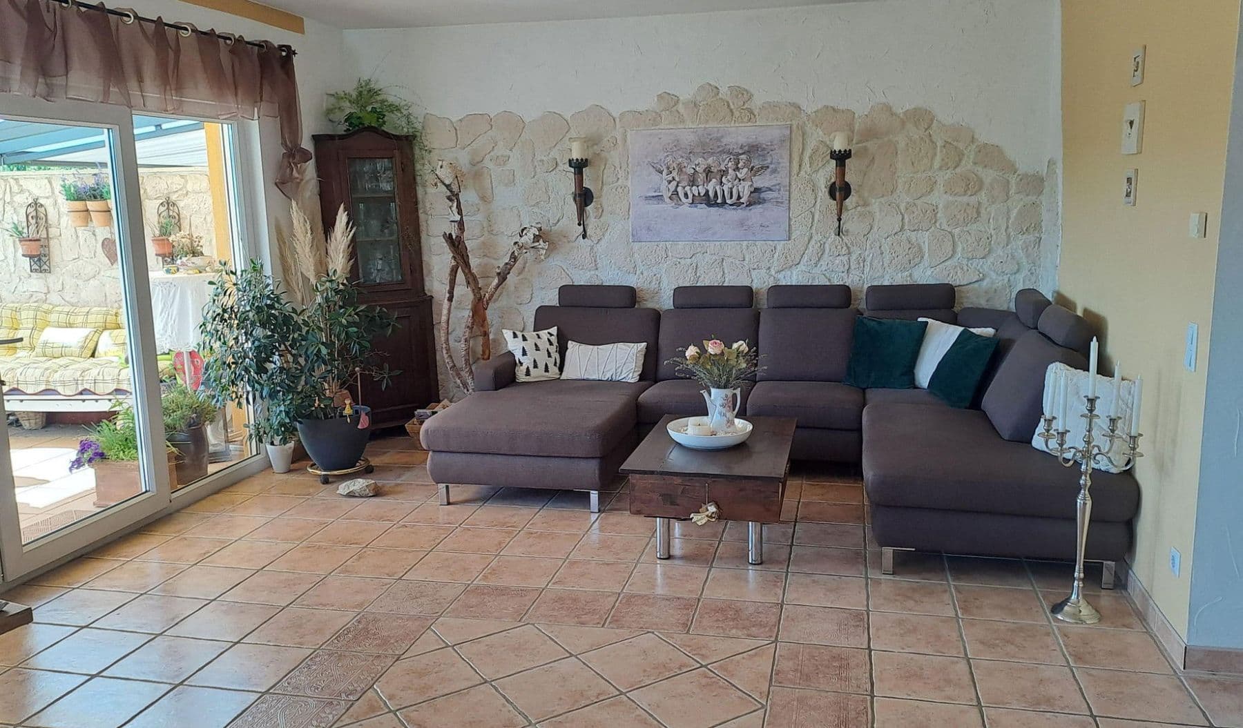 Prodej domu 211 m², pozemek 311 m², Freyburger Allee 16, Nierstein, Porýní-Falc Prodej domu 211 m², pozemek 311 m², Freyburger Allee 16, Nierstein, Porýní-Falc