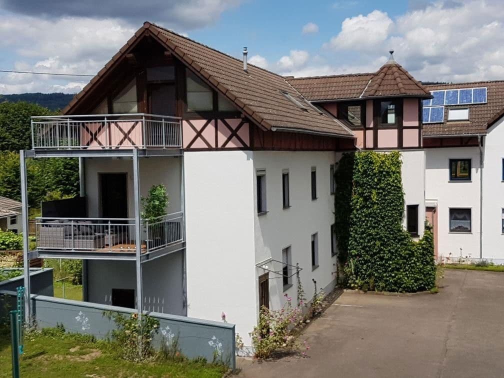 Pronájem bytu 3+1 92 m², Neuwied, Porýní-Falc Pronájem bytu 3+1 92 m², Neuwied, Porýní-Falc