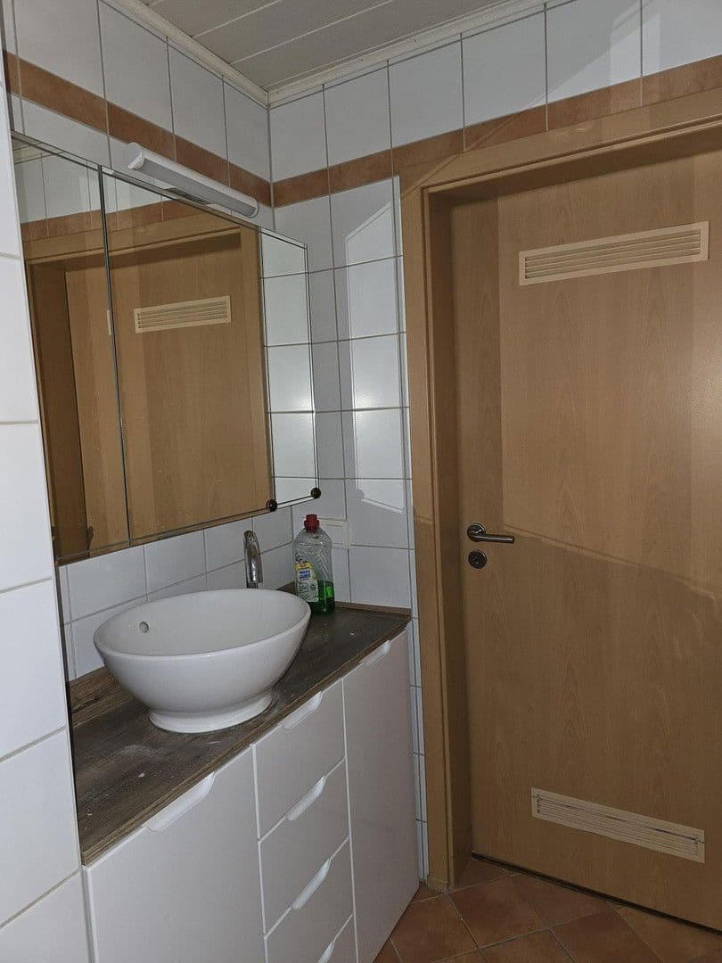 Pronájem bytu 3+1 92 m², Neuwied, Porýní-Falc Pronájem bytu 3+1 92 m², Neuwied, Porýní-Falc