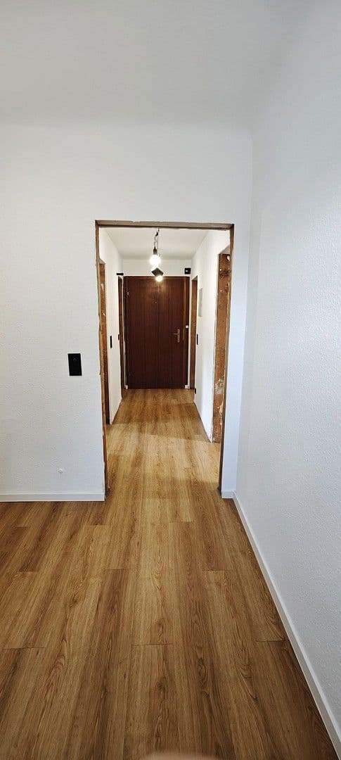 Pronájem bytu 3+1 60 m², Eybacher Straße 11/1, Stuttgart-Wangen, Bádensko-Württembersko Pronájem bytu 3+1 60 m², Eybacher Straße 11/1, Stuttgart-Wangen, Bádensko-Württembersko