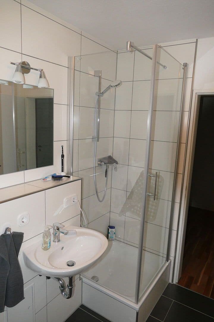 Pronájem bytu 1+1 40 m², Miesenheimerstr. 50, Plaidt, Porýní-Falc Pronájem bytu 1+1 40 m², Miesenheimerstr. 50, Plaidt, Porýní-Falc