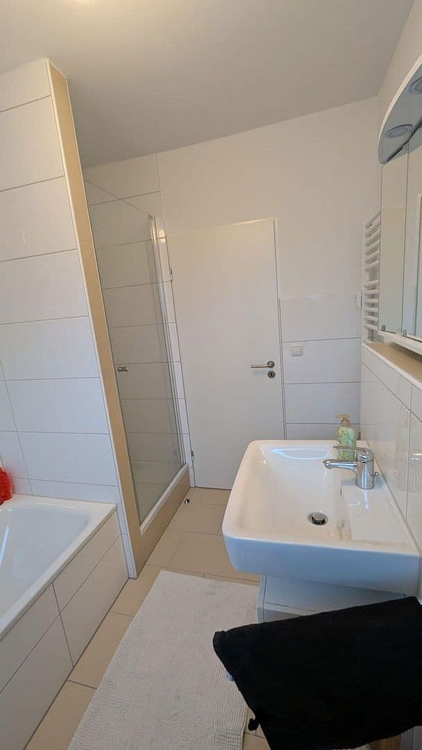 Pronájem bytu 3+1 94 m², Nürnberg, Bavorsko Pronájem bytu 3+1 94 m², Nürnberg, Bavorsko