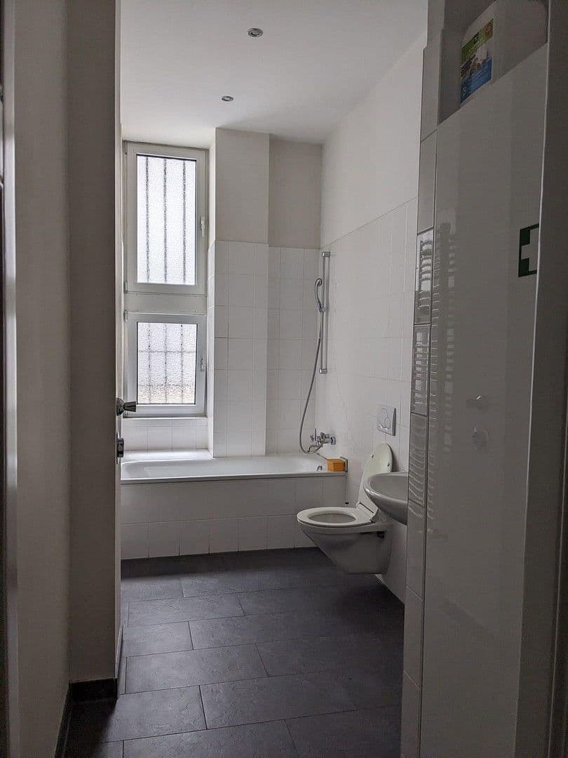 Prodej bytu 3+1 97 m², Frankfurt am Main, Hessen Prodej bytu 3+1 97 m², Frankfurt am Main, Hessen