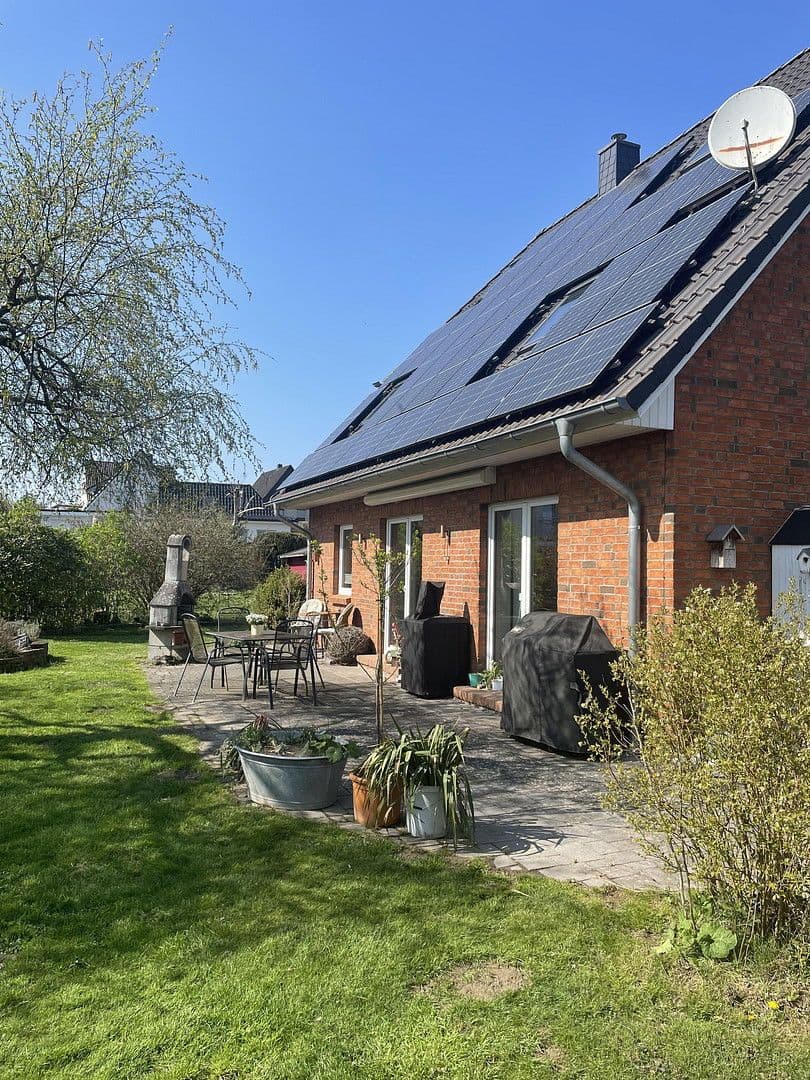 Prodej domu 157 m², pozemek 1.335 m², Mattenstieg 6, Seevetal, Dolní Sasko Prodej domu 157 m², pozemek 1.335 m², Mattenstieg 6, Seevetal, Dolní Sasko