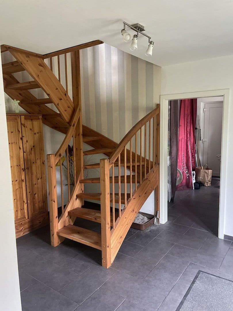 Prodej domu 157 m², pozemek 1.335 m², Mattenstieg 6, Seevetal, Dolní Sasko Prodej domu 157 m², pozemek 1.335 m², Mattenstieg 6, Seevetal, Dolní Sasko