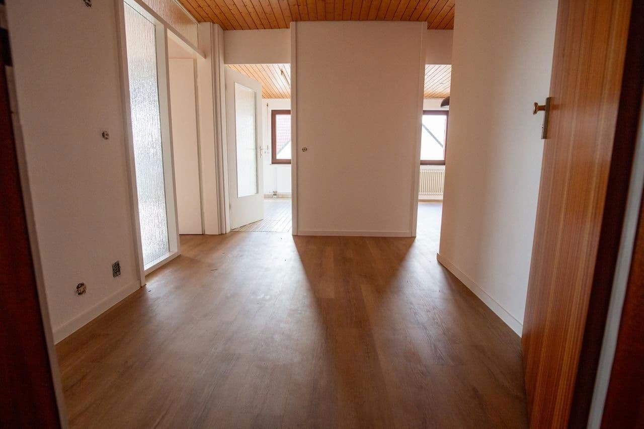 Pronájem bytu 3+1 84 m², Filderstadt, Bádensko-Württembersko Pronájem bytu 3+1 84 m², Filderstadt, Bádensko-Württembersko