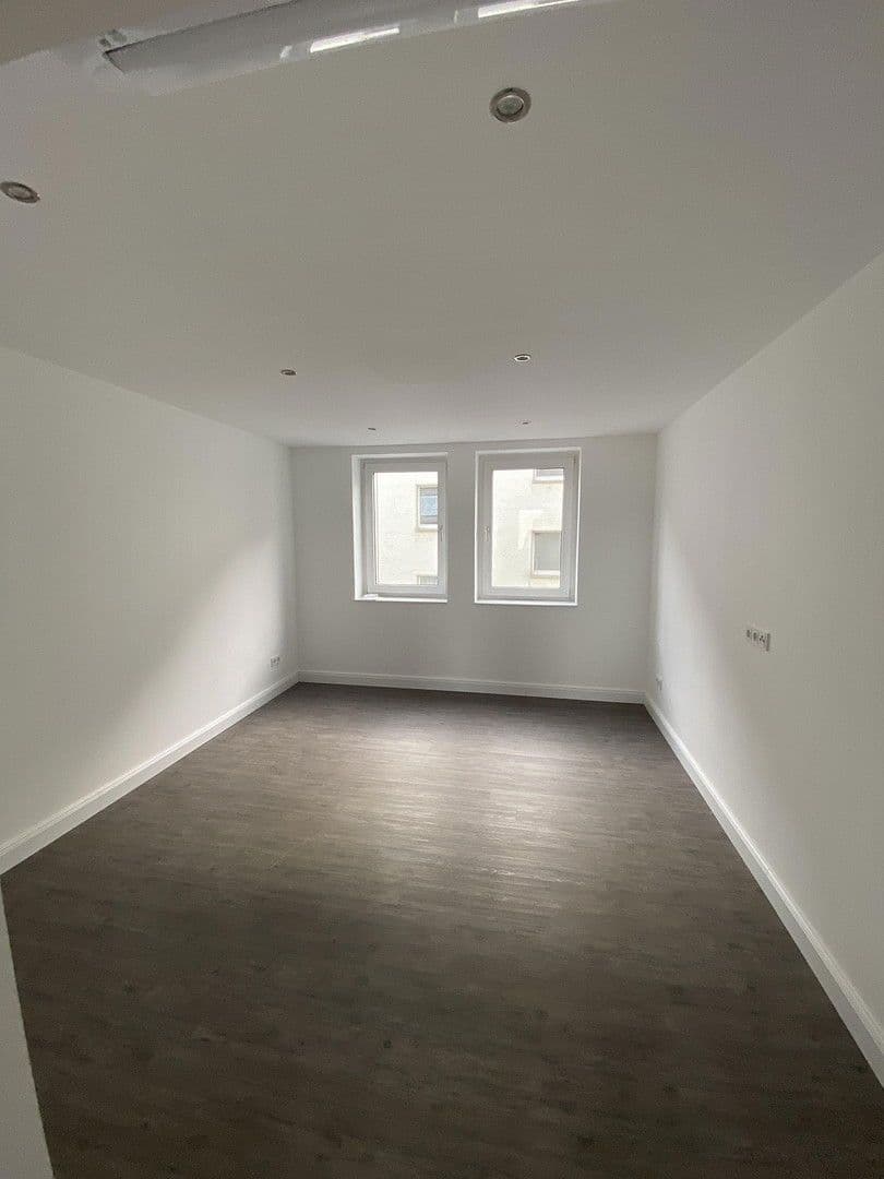 Pronájem bytu 2+1 48 m², Helgoländer Straße 22, Wuppertal, Severní Porýní-Vestfálsko Pronájem bytu 2+1 48 m², Helgoländer Straße 22, Wuppertal, Severní Porýní-Vestfálsko