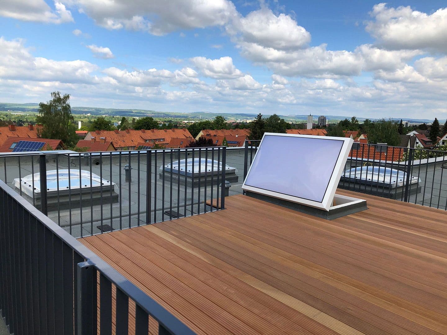 Pronájem bytu 4+1 136 m², Kehrstraße 8b, Göttingen, Dolní Sasko Pronájem bytu 4+1 136 m², Kehrstraße 8b, Göttingen, Dolní Sasko