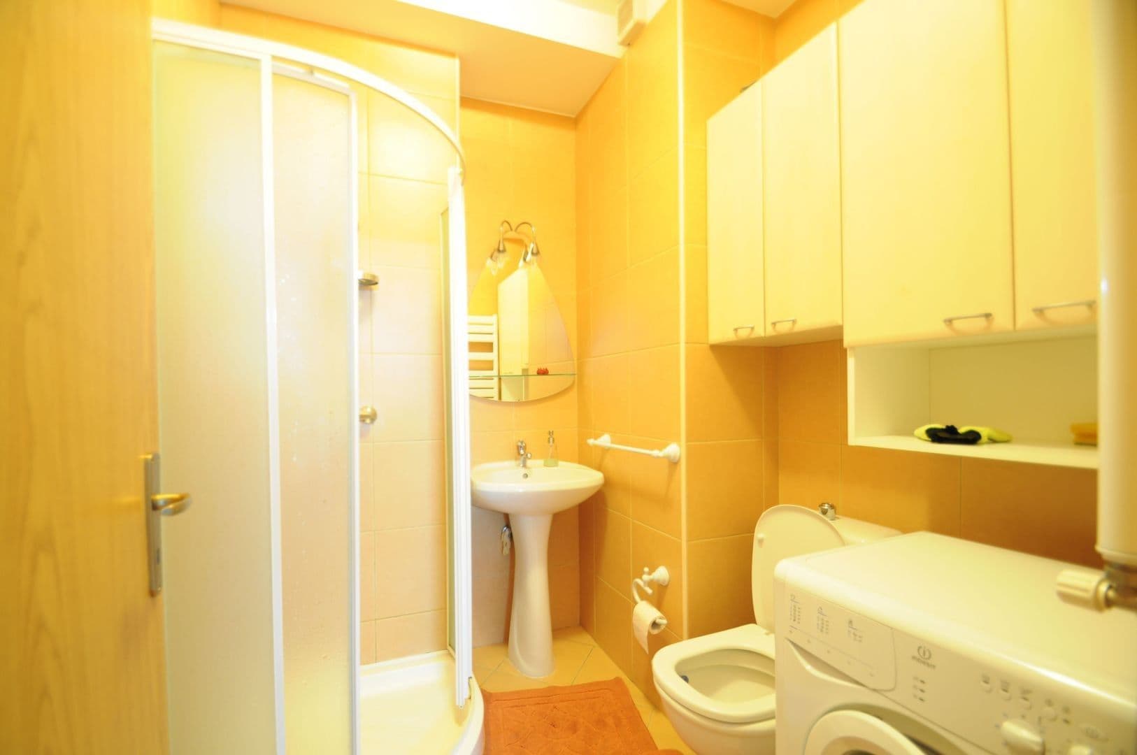 Pronájem bytu 2+1 70 m², Hradešínská, Praha, Praha Pronájem bytu 2+1 70 m², Hradešínská, Praha, Praha