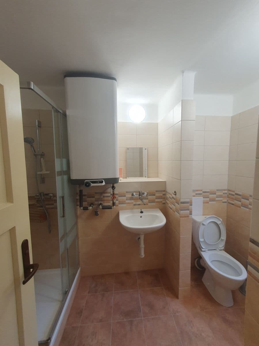 Pronájem bytu 2+1 70 m², Mikoláše Alše, Kolín, Středočeský kraj Pronájem bytu 2+1 70 m², Mikoláše Alše, Kolín, Středočeský kraj