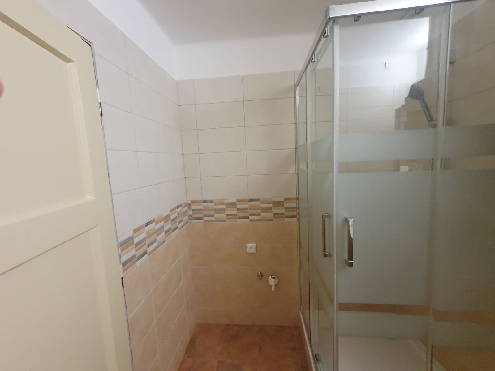 Pronájem bytu 2+1 70 m², Mikoláše Alše, Kolín, Středočeský kraj Pronájem bytu 2+1 70 m², Mikoláše Alše, Kolín, Středočeský kraj