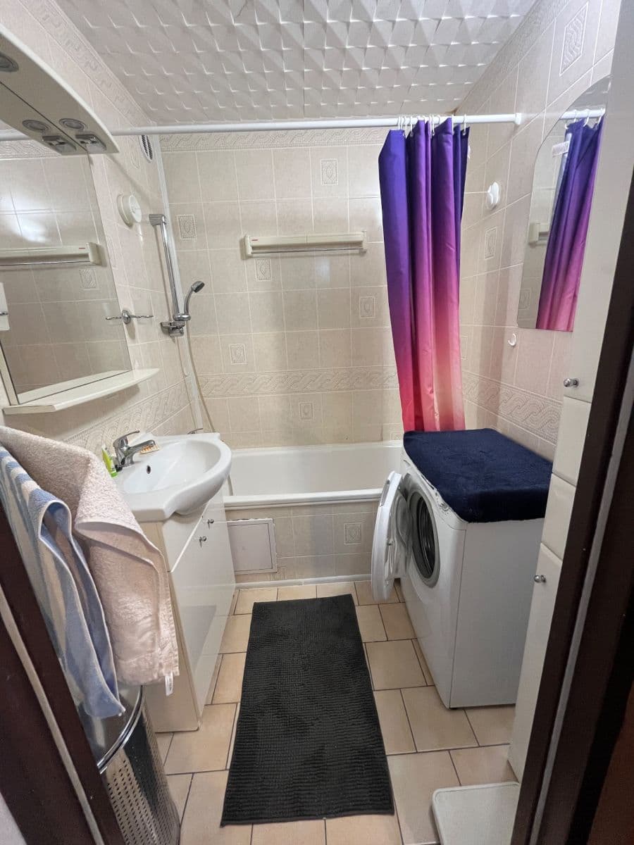 Pronájem bytu 3+1 72 m², Okořská, Praha, Praha Pronájem bytu 3+1 72 m², Okořská, Praha, Praha