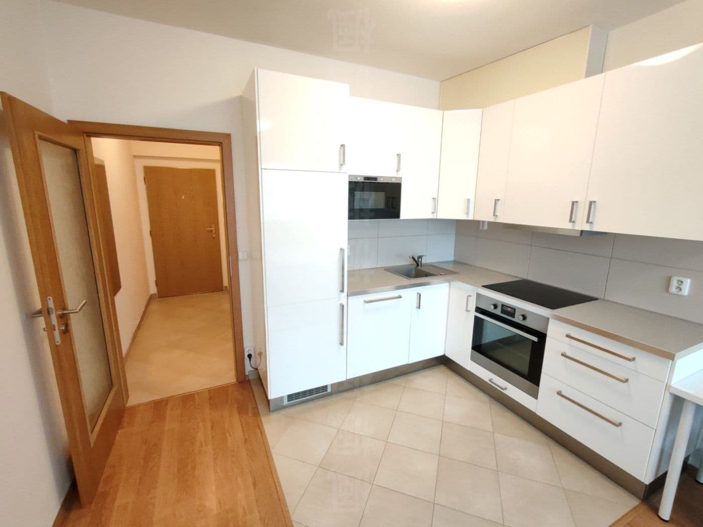 Prodej bytu 1+kk 29 m², Hornoměcholupská, Praha, Praha Prodej bytu 1+kk 29 m², Hornoměcholupská, Praha, Praha