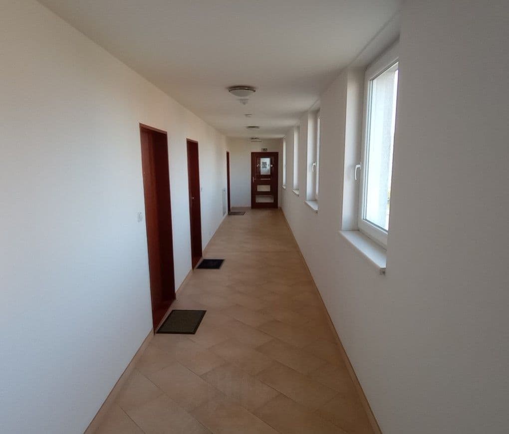 Prodej bytu 1+kk 29 m², Hornoměcholupská, Praha, Praha Prodej bytu 1+kk 29 m², Hornoměcholupská, Praha, Praha