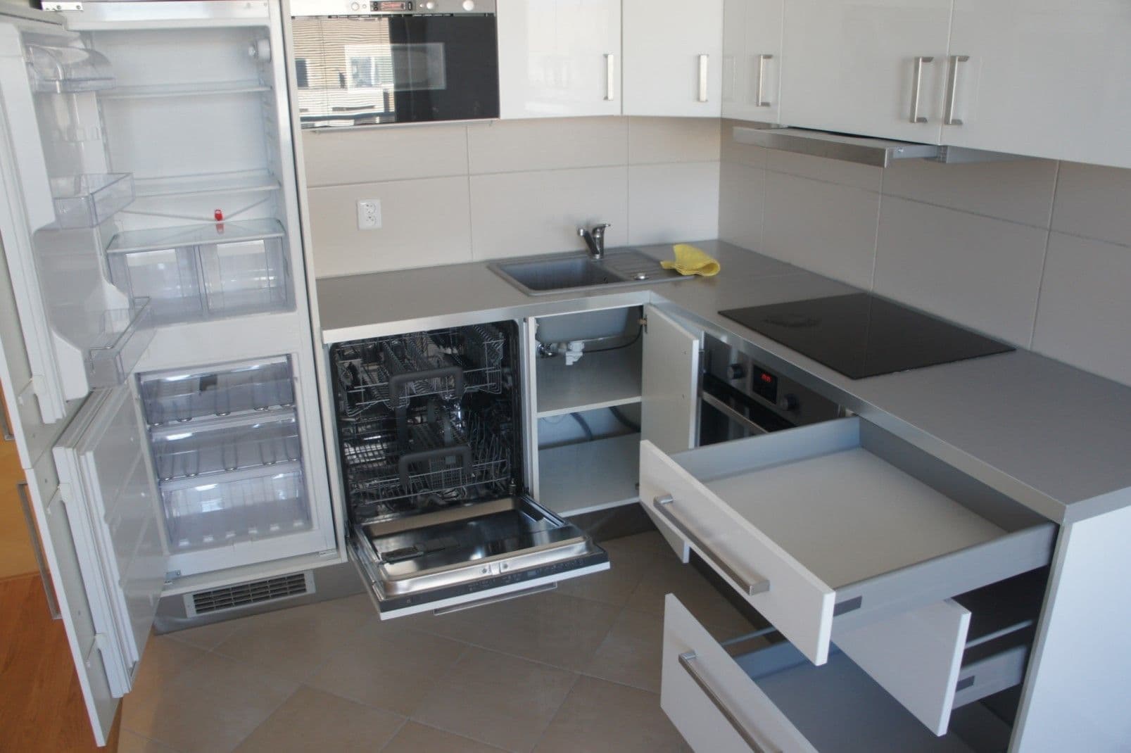 Prodej bytu 1+kk 29 m², Hornoměcholupská, Praha, Praha Prodej bytu 1+kk 29 m², Hornoměcholupská, Praha, Praha