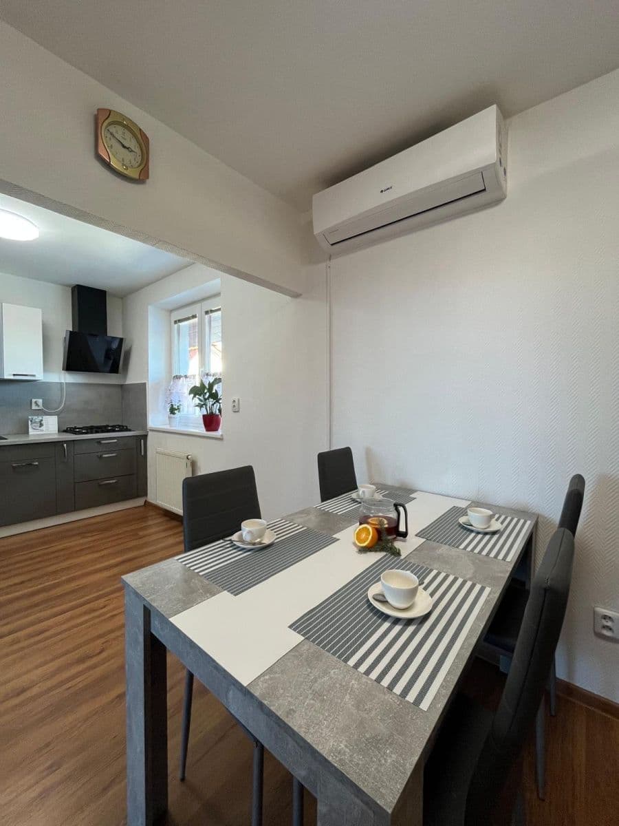 Pronájem bytu 70 m², Újezd II., Kobeřice u Brna, Jihomoravský kraj Pronájem bytu 70 m², Újezd II., Kobeřice u Brna, Jihomoravský kraj