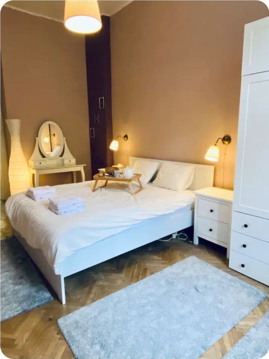 Pronájem bytu 2+kk 50 m², Lucemburská, Praha, Praha Pronájem bytu 2+kk 50 m², Lucemburská, Praha, Praha