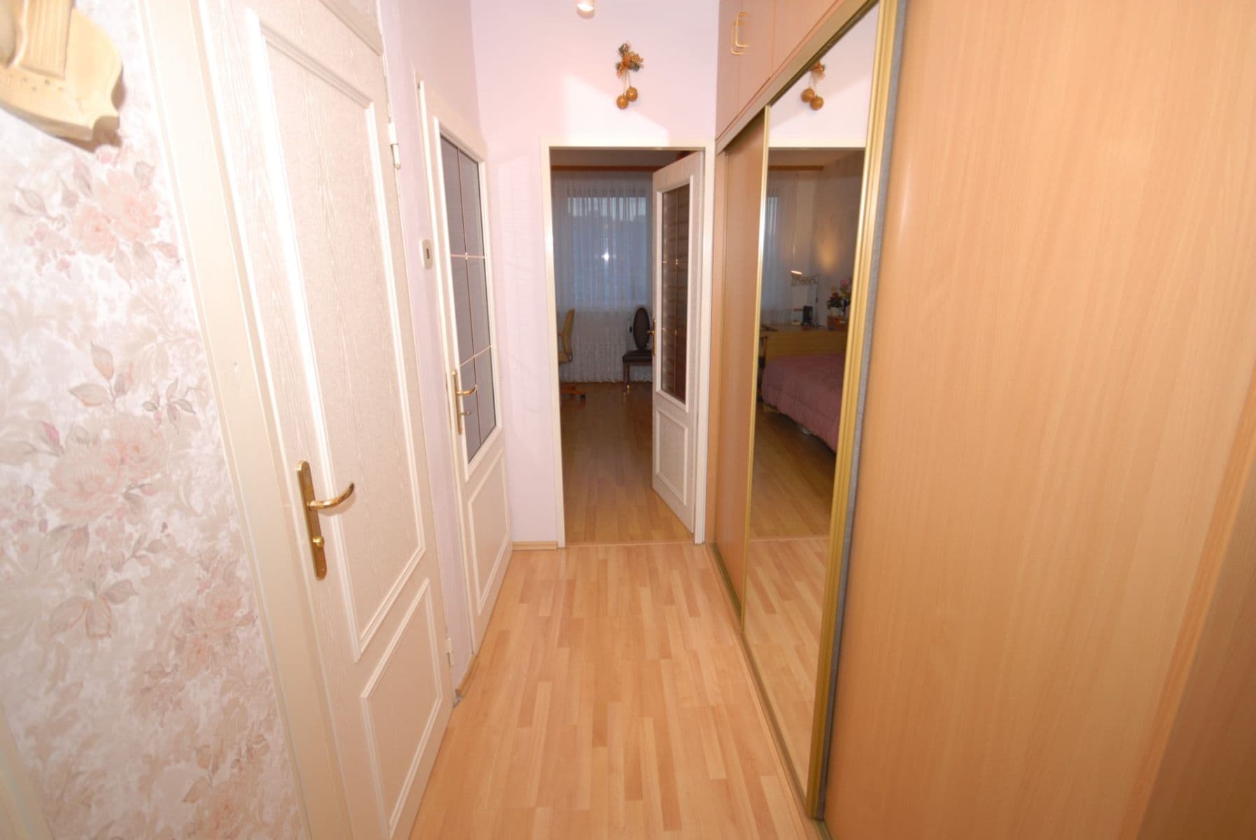 Pronájem bytu 2+kk 44 m², Poznaňská, Praha, Praha Pronájem bytu 2+kk 44 m², Poznaňská, Praha, Praha