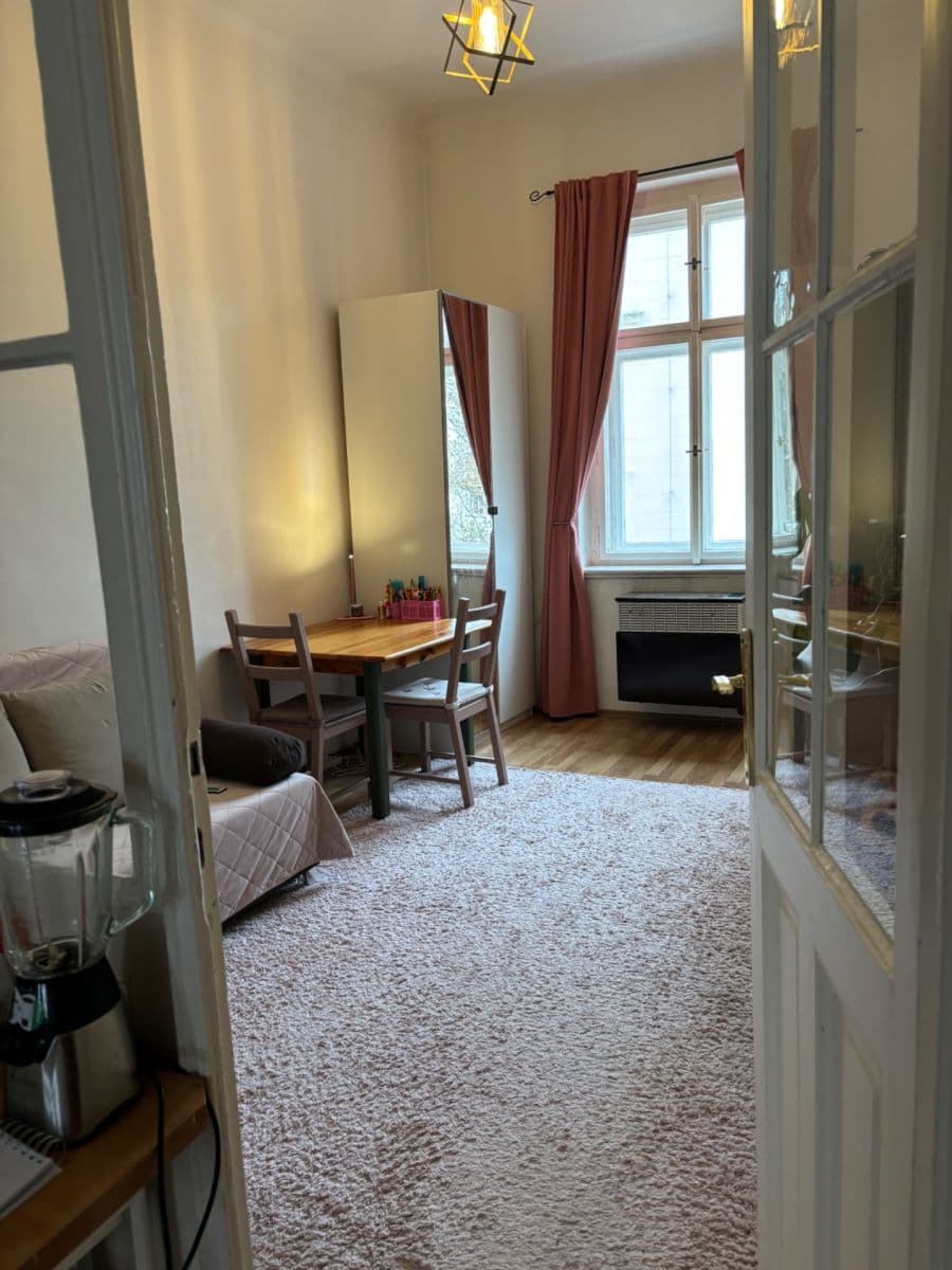 Pronájem bytu 2+1 52 m², Belgická, Praha, Praha Pronájem bytu 2+1 52 m², Belgická, Praha, Praha