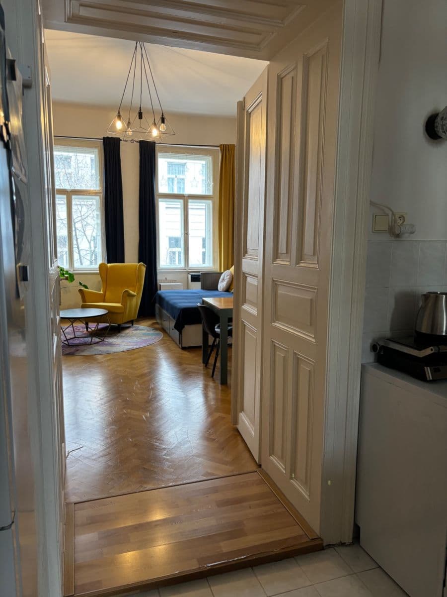 Pronájem bytu 2+1 52 m², Belgická, Praha, Praha Pronájem bytu 2+1 52 m², Belgická, Praha, Praha