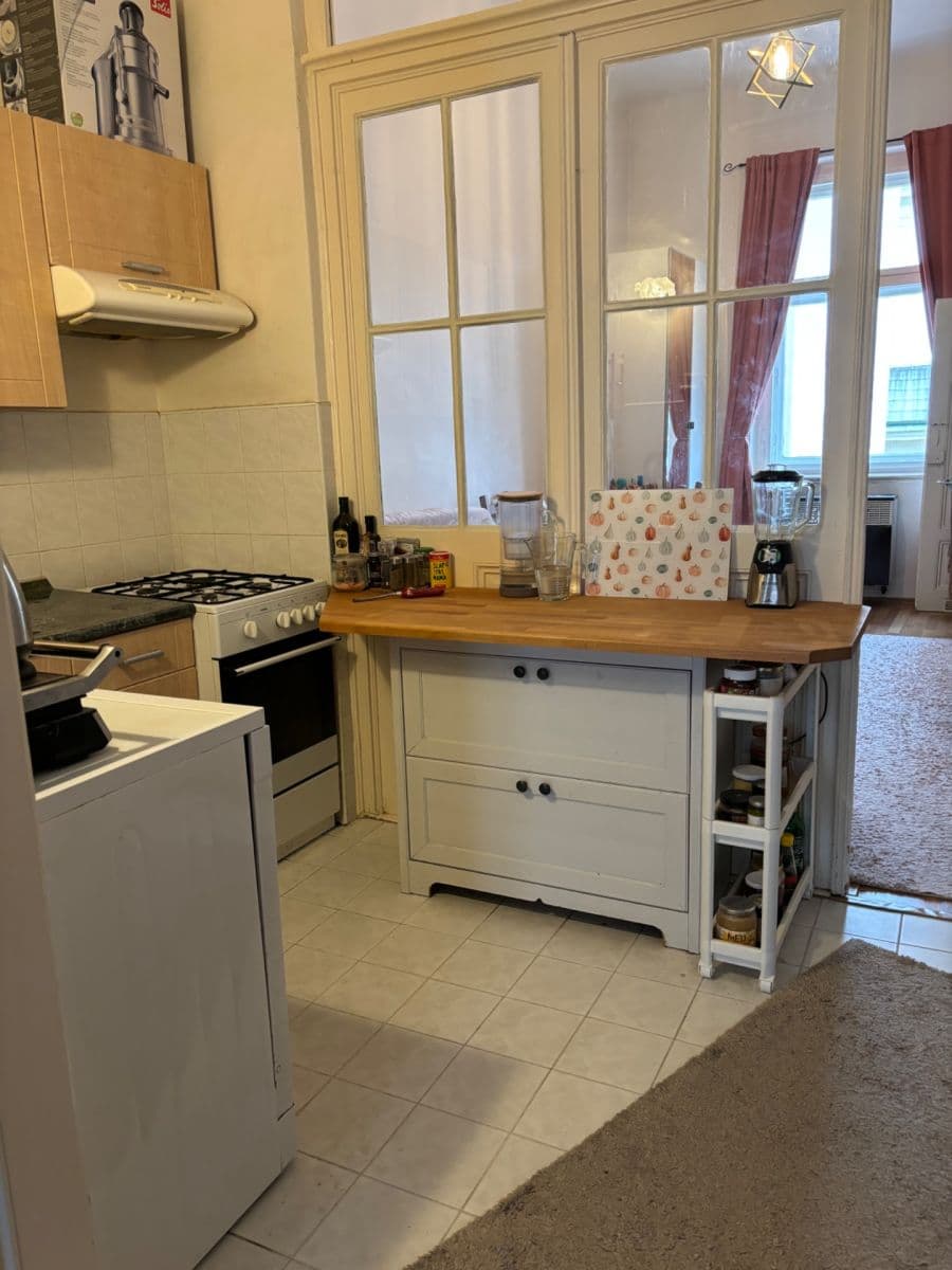 Pronájem bytu 2+1 52 m², Belgická, Praha, Praha Pronájem bytu 2+1 52 m², Belgická, Praha, Praha