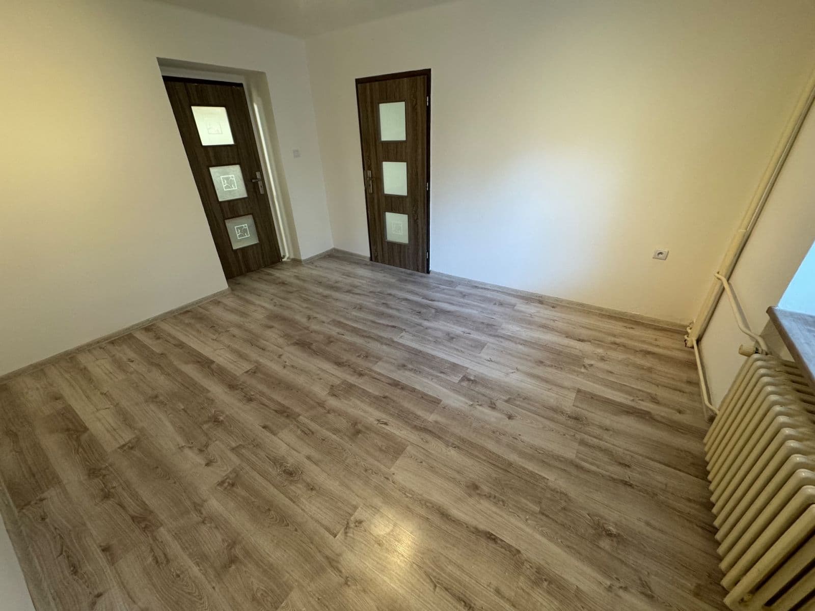 Pronájem bytu 2+1 50 m², Jilemnického, Pardubice, Pardubický kraj Pronájem bytu 2+1 50 m², Jilemnického, Pardubice, Pardubický kraj