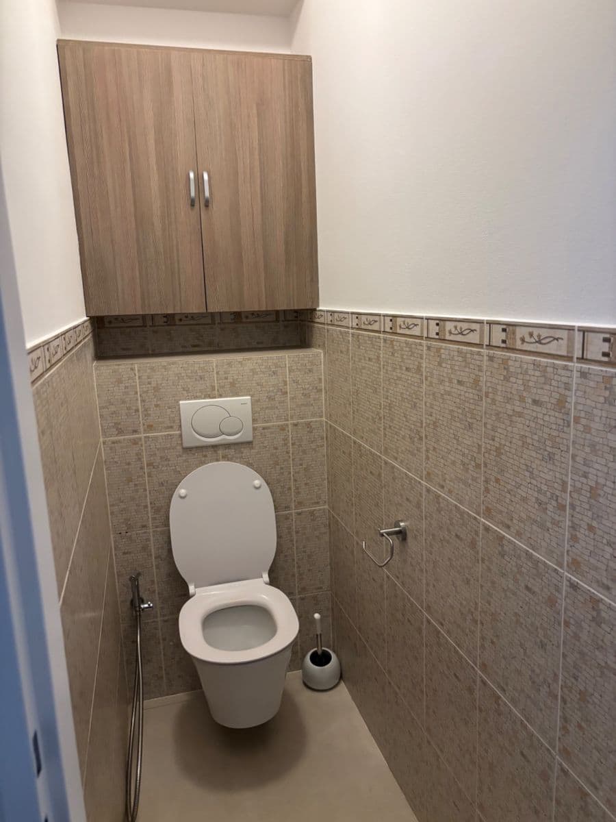 Pronájem bytu 2+1 70 m², Musílkova, Praha, Praha Pronájem bytu 2+1 70 m², Musílkova, Praha, Praha
