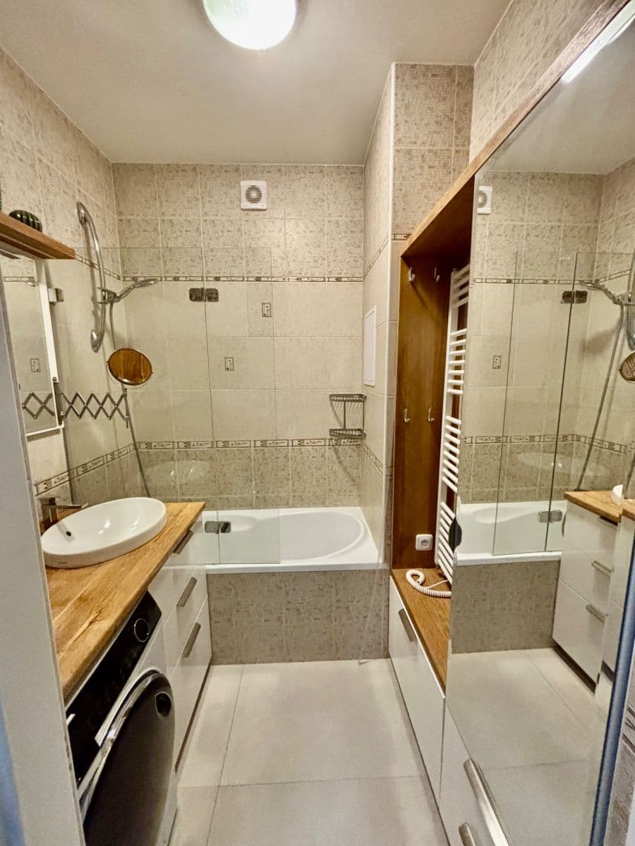 Pronájem bytu 2+1 70 m², Musílkova, Praha, Praha Pronájem bytu 2+1 70 m², Musílkova, Praha, Praha