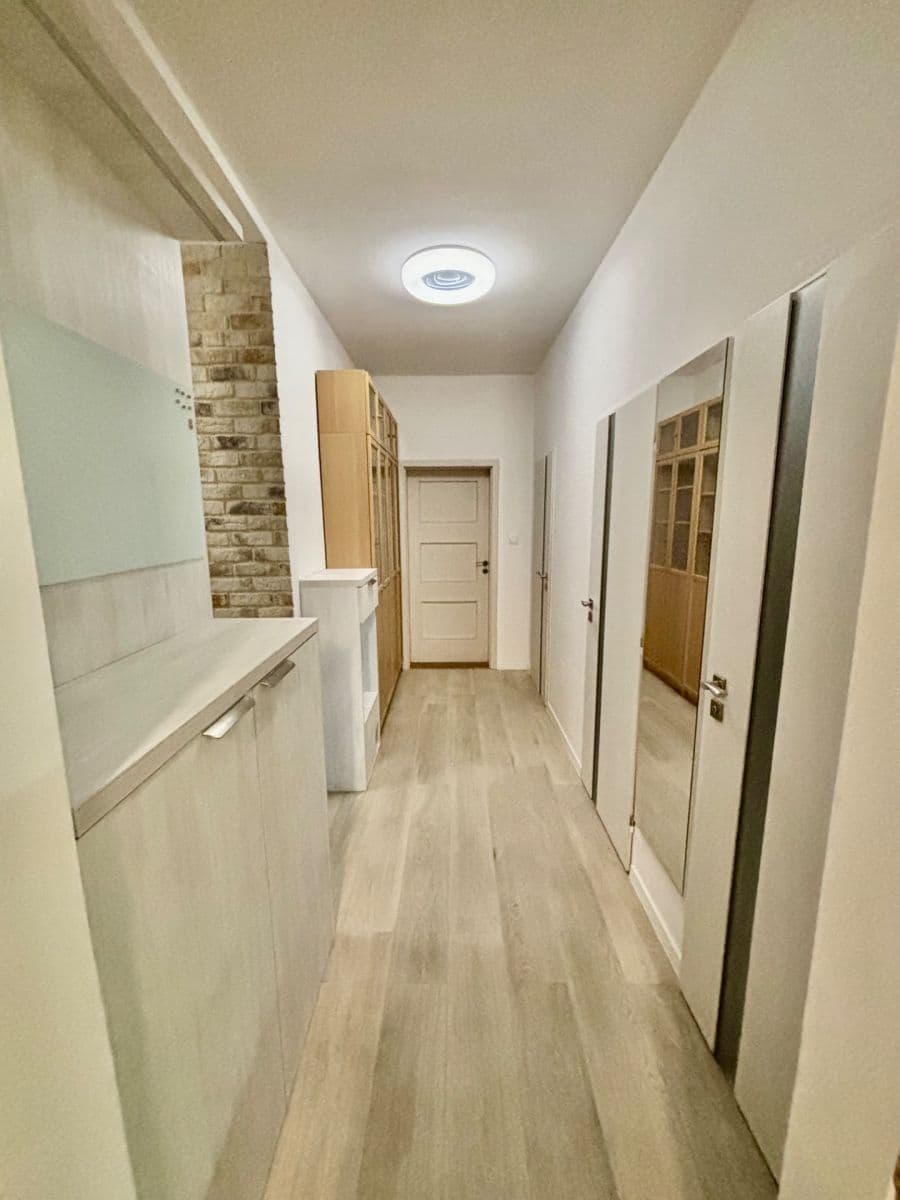 Pronájem bytu 2+1 70 m², Musílkova, Praha, Praha Pronájem bytu 2+1 70 m², Musílkova, Praha, Praha