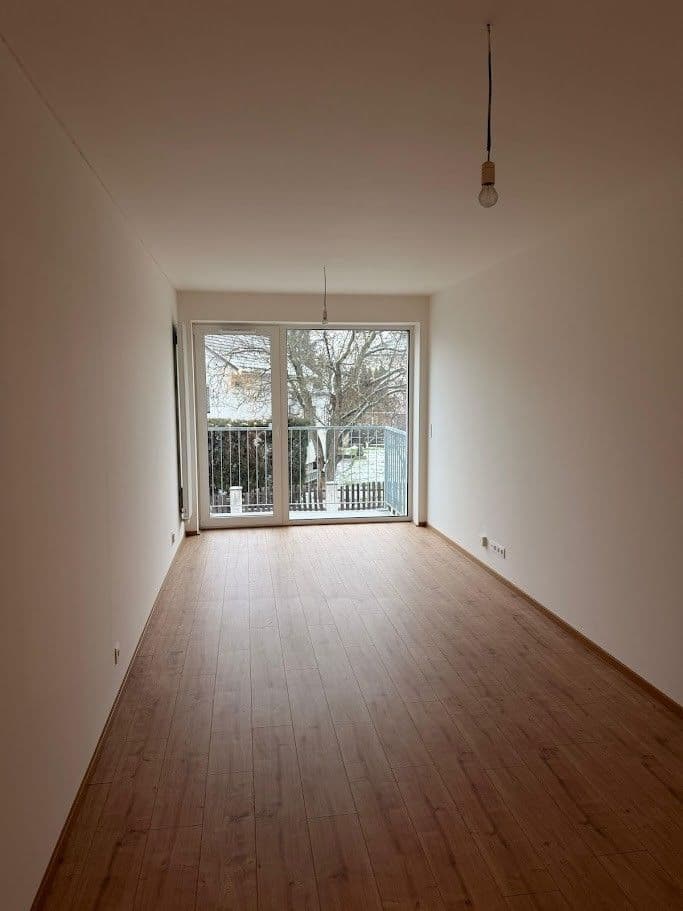 Pronájem bytu 1+kk 30 m², Českobrodská, Praha, Praha Pronájem bytu 1+kk 30 m², Českobrodská, Praha, Praha