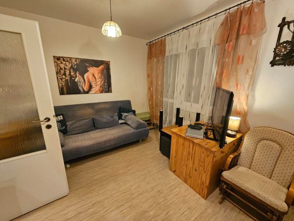 Pronájem bytu 2+kk 37 m², V Honech, Klecany, Středočeský kraj Pronájem bytu 2+kk 37 m², V Honech, Klecany, Středočeský kraj