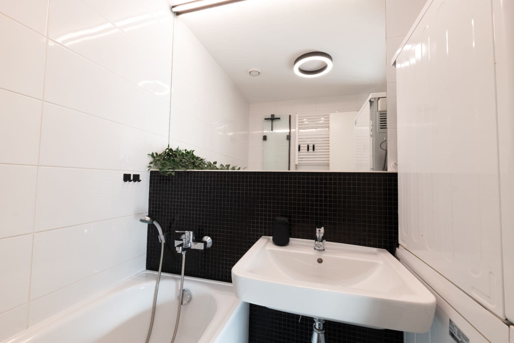 Prodej bytu 3+kk 85 m², Novovysočanská, Praha, Praha Prodej bytu 3+kk 85 m², Novovysočanská, Praha, Praha