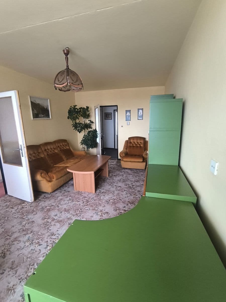 Prodej bytu 3+1 67 m², Americká, Kladno, Středočeský kraj Prodej bytu 3+1 67 m², Americká, Kladno, Středočeský kraj